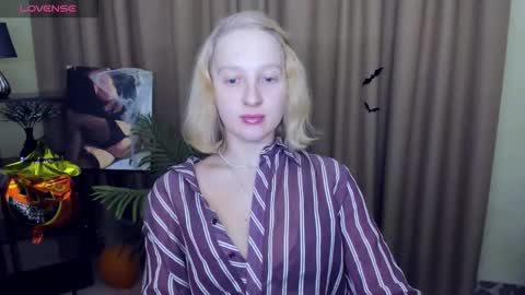 Snapshot of summerjem chatting on 11.02.25 summerjem online show from 11.02.25