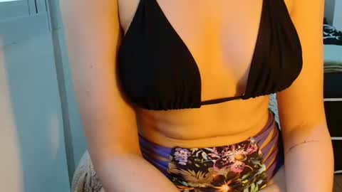 Snapshot of summerrrrrrrrr chatting on 02.23.25 The real sugar baby Sam Summer online show from 02.23.25