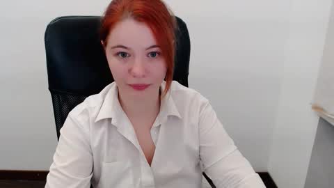 Snapshot of sun_lovely chatting on 10.25.25 Alexi online show from 10.25.25