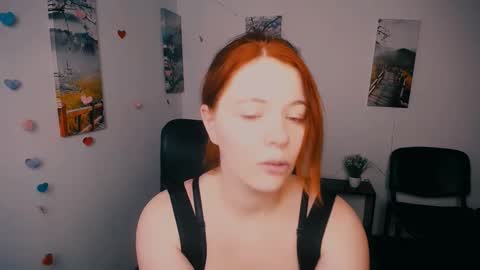 Snapshot of sun_lovely chatting on 11.27.25 Alexi online show from 11.27.25