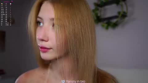 Snapshot of sunnmoonn chatting on 10.15.25 Lily online show from 10.15.25