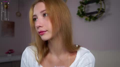 Snapshot of sunnmoonn chatting on 10.18.25 Lily online show from 10.18.25