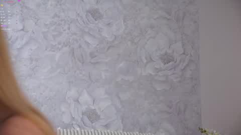 Lily online show from 05.10.26