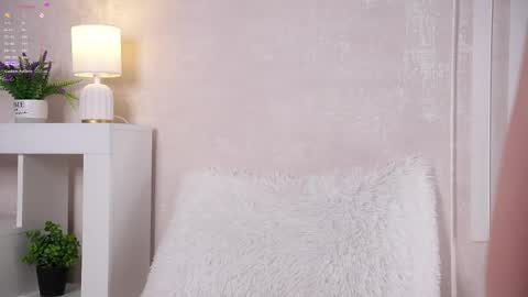 Lily online show from 05.31.26