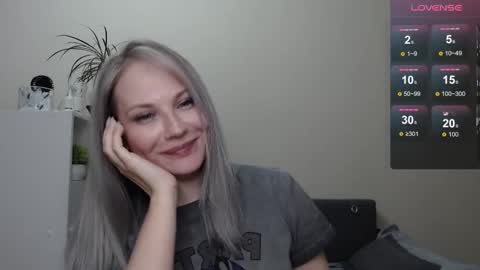 Naomi online show from 12.16.24