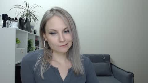 Naomi online show from 01.01.25