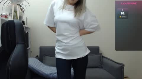 Naomi online show from 02.18.25