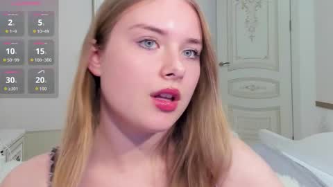 Snapshot of sunny_love__ chatting on 11.29.25 Vanessa online show from 11.29.25