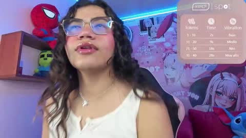 Sunny Smiith online show from 10.28.25