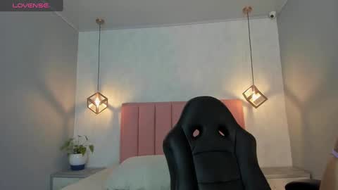  S U N N Y online show from 09.11.25