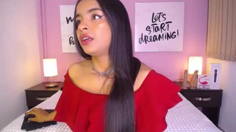 Snapshot of sunnygilmore chatting on 01.23.25 Sunny online show from 01.23.25