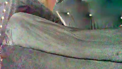 Sunnyblack2 online show from 10.31.25