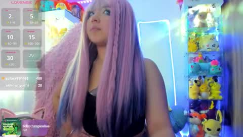     RAVENCLAU GIRL  online show from 02.25.25