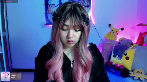     RAVENCLAU GIRL  online show from 09.30.25