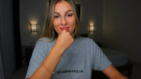 sunsetwithava online show from 10.21.25