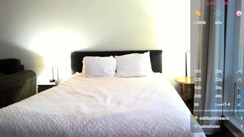 Snapshot of sunshine_pixie chatting on 11.15.25 Sunray online show from 11.15.25