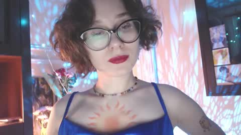 Snapshot of sunshinehella chatting on 02.25.26 Hella online show from 02.25.26