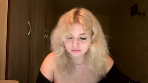 sunshinyflash online show from 11.26.25