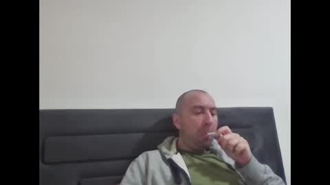 super42835015 online show from 09.26.25