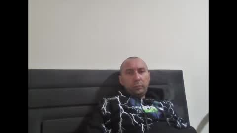 super42835015 online show from 10.03.25