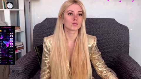 Snapshot of super_peach_stream chatting on 01.02.25 ANNApvt open full info in bio online show from 01.02.25