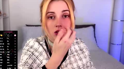 Snapshot of super_peach_stream chatting on 03.12.25 ANNApvt open full info in bio online show from 03.12.25