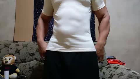 Snapshot of superbigmr chatting on 02.11.26 james online show from 02.11.26