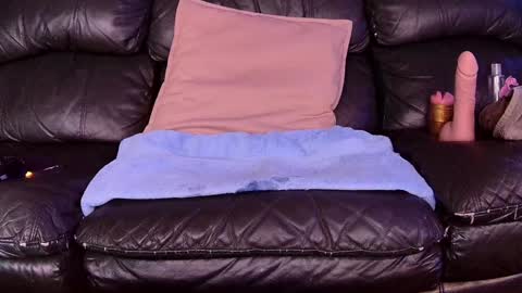 Thomas online show from 01.25.25