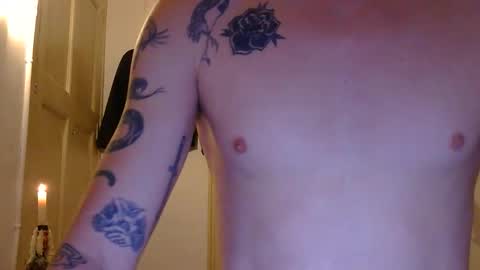 Snapshot of superhardxxxx chatting on 01.11.26 Ctrl My Body online show from 01.11.26