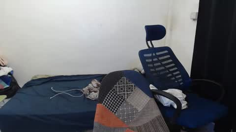 Snapshot of superhotbabe1 chatting on 12.16.25 Erica Help me to reach my goal Superhotbabe1 online show from 12.16.25