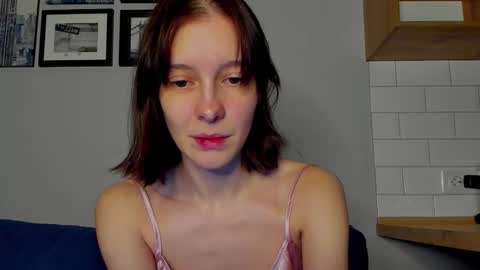 Una online show from 10.27.25