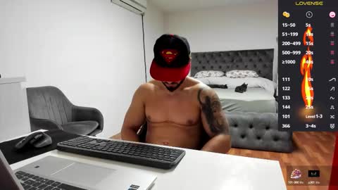 supermanboyxxl online show from 10.16.25