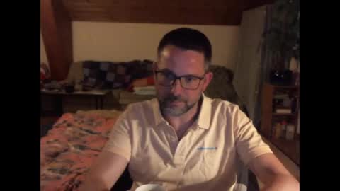 supersquirrel81 online show from 04.15.26