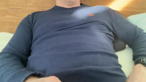 Snapshot of surfstar81 chatting on 11.23.25 surfstar81 online show from 11.23.25