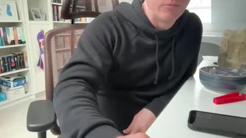 Snapshot of surfstar81 chatting on 02.26.26 surfstar81 online show from 02.26.26