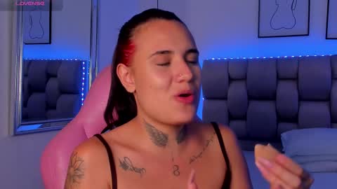 Susan online show from 11.25.25