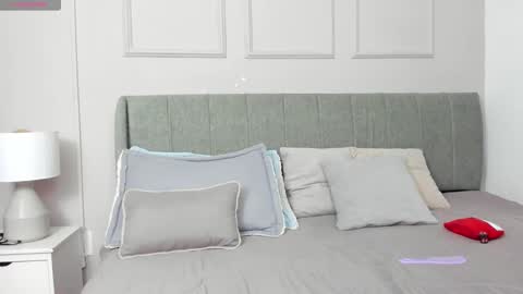 Amelia  online show from 11.26.25