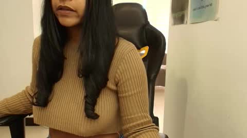 Susan Rhodes online show from 11.10.25