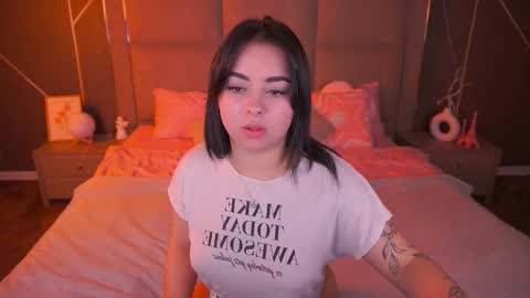 Snapshot of susiewood chatting on 02.02.26 Susie online show from 02.02.26