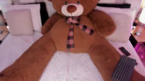  susi  online show from 03.05.26