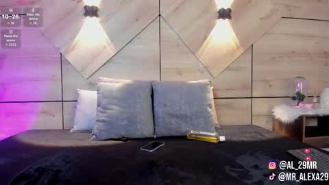 Snapshot of sussan_fox_ chatting on 02.16.26 sussan online show from 02.16.26