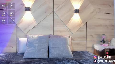 Snapshot of sussan_fox_ chatting on 02.17.26 sussan online show from 02.17.26