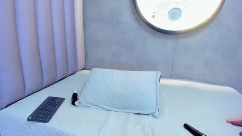 Snapshot of sussanmilf_ chatting on 05.01.26 sussanmilf online show from 05.01.26