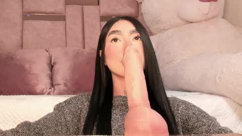 Sussie Tompsom online show from 03.26.26