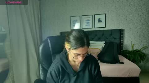   online show from 01.07.25