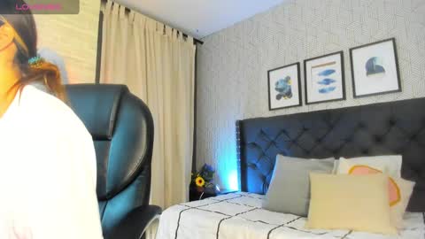   online show from 01.09.25