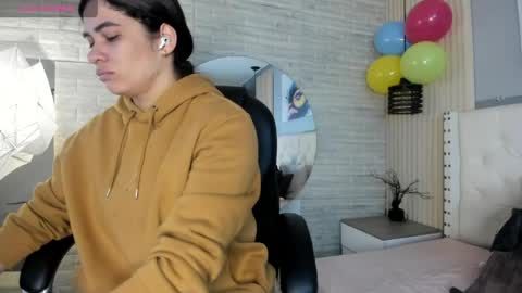   online show from 05.19.26