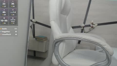 Snapshot of sussy_leon chatting on 03.05.25 sussy leon online show from 03.05.25