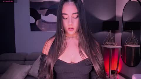 Sussy Bell online show from 10.25.25