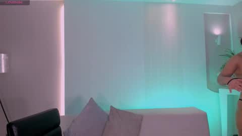 Sussy Bell online show from 11.10.25